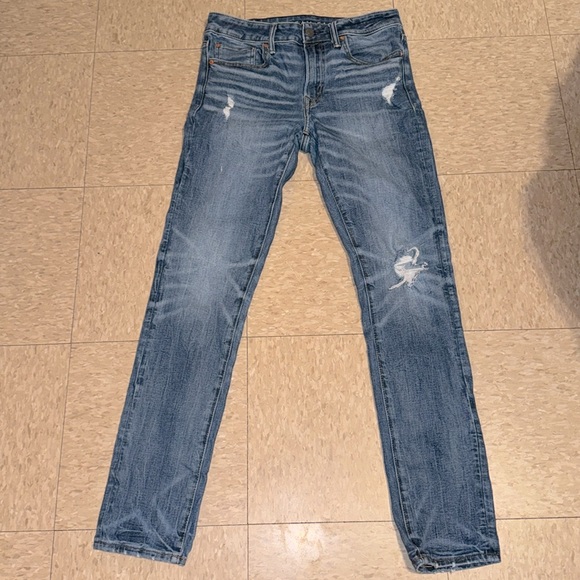 American Eagle 🦅 AirFlex+ Skinny Jean in Distressed After Midnight size 32x34 - Picture 1 of 16